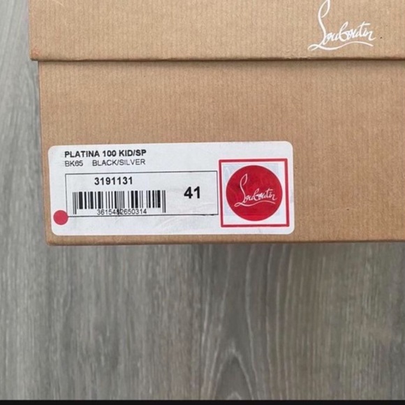 Beautiful brand new heels - Picture 4 of 11